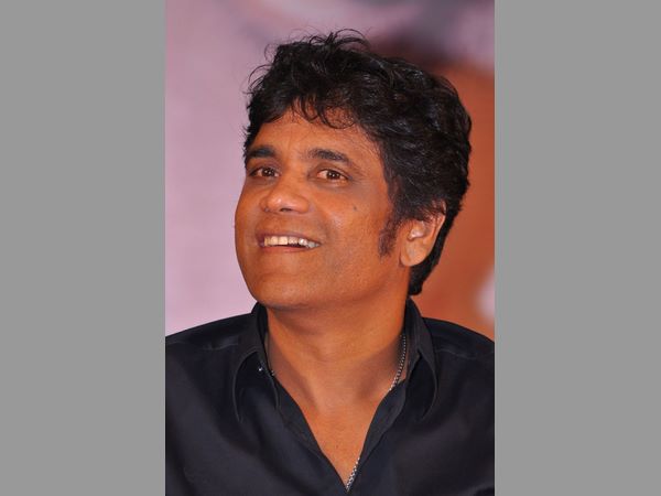 డైరెక్టర్ పెద్ద ఓసీడీ, అందరినీ చంపాడు