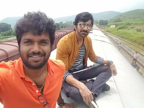 అనిల్ చెప్పిన కథ విని..