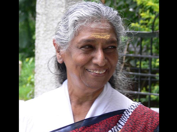 ఎస్ జానకి గురించి..
