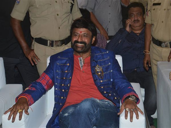తెర వెనక