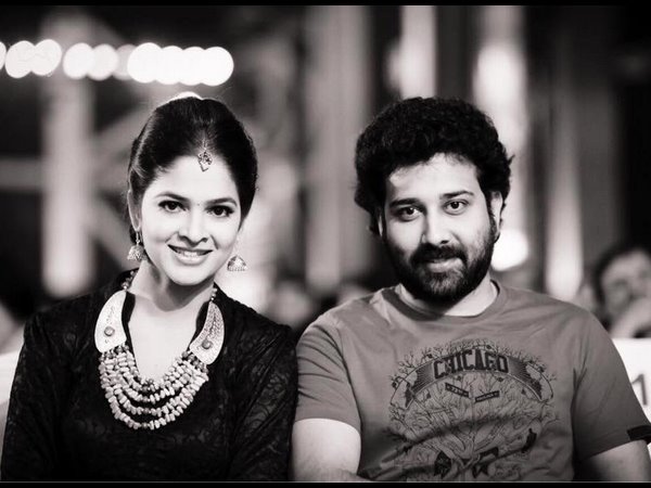 కొద్దికాలంగా అసభ్య సందేశాలు