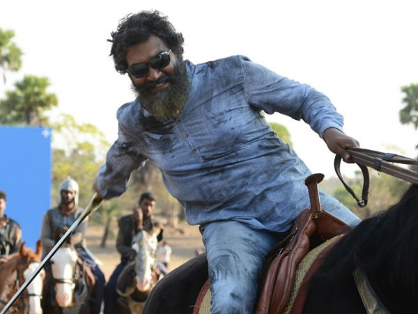 గతంలో రాజమౌళి బాహుబలి విషయంలో అలా