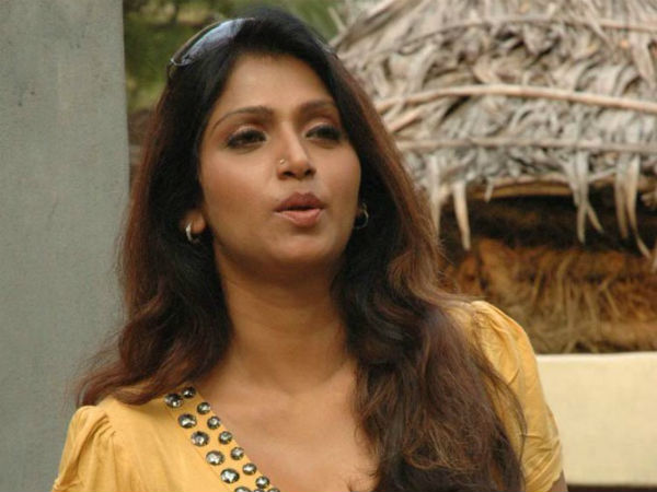 కోర్టుకు హాజరైన భుశనేశ్వరి