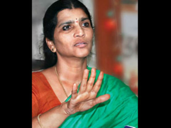 మొదటి భర్త వీరగంధం వెంకట సుబ్బారావు