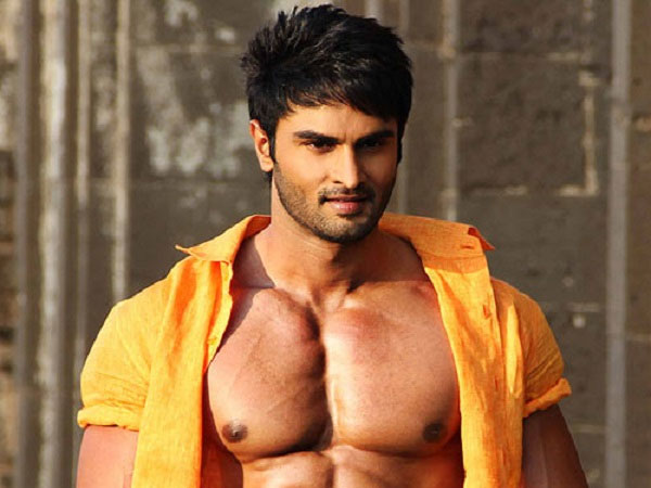బాలీవుడ్ నటి అదితీరావ్ హైదరి