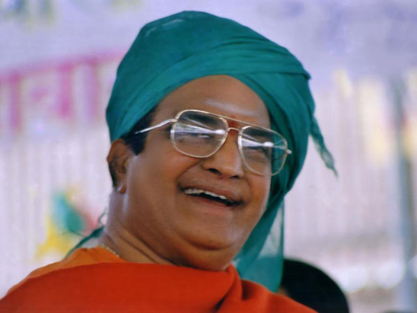 ఒక అసాధారణ ప్రస్తానం