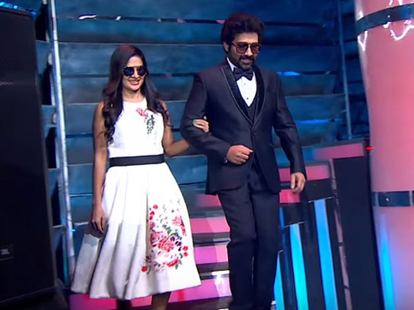 పవర్ స్టార్ పాటతో ఎంట్రీ