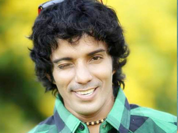 ఇంట్లో అబద్దం చెప్పి వచ్చేశా