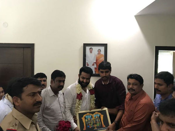 ఎన్టీఆర్కు జ్ఞాపిక