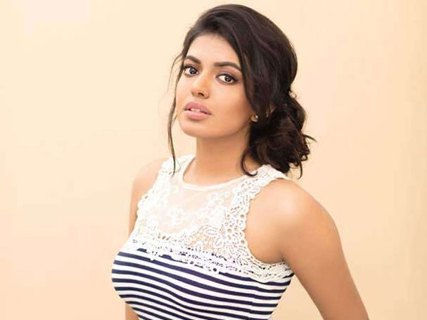 పాలకొల్లు అడబాల థియేటర్లో
