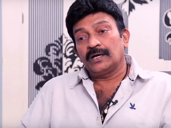 తల్లిని కాపాడుకోలేకపోయా
