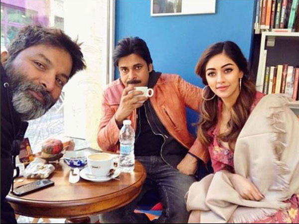 వైరల్గా మారిన పవన్ ఫొటో