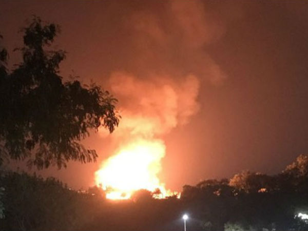 స్టూడియో లోపలికి రావొద్దు..