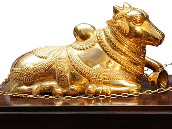 సామాజిక వర్గానికే పెద్ద పీట వేస్తే..