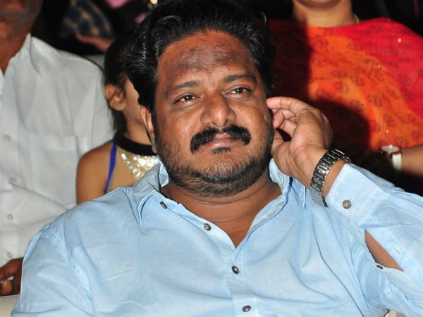 వన్సైడ్గా అవార్డులు పంచుకొన్నారు..