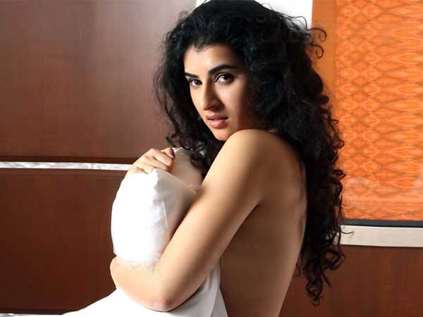 వారు దులిపేసుకునేవారు