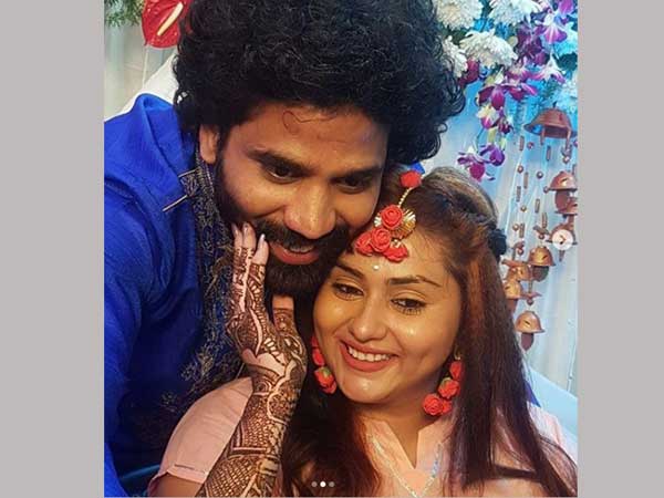 మిస్ సూరత్గా నమిత