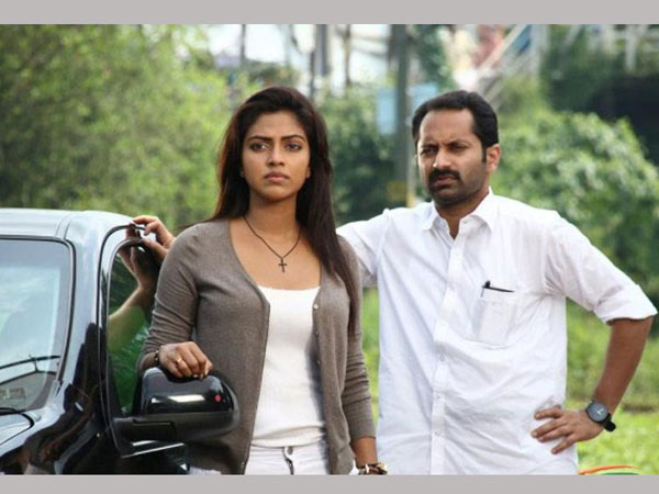 సినీ నటుల పన్ను ఎగవేతకు