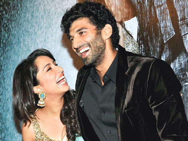 ఆదిత్యరాయ్తోనూ క్లోజ్గా