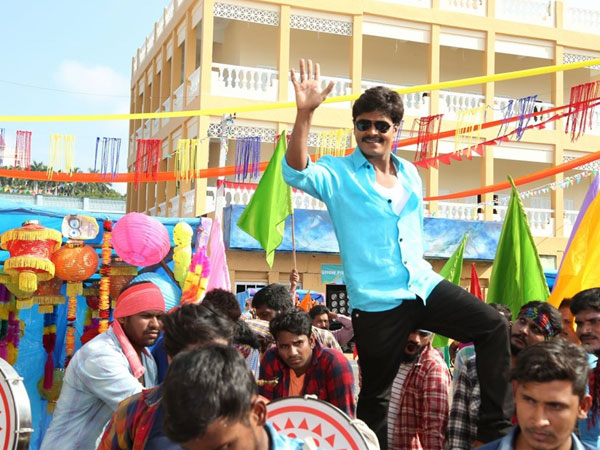 సప్తగిరి ఎల్ఎల్బీ పాటలు బాగున్నాయి