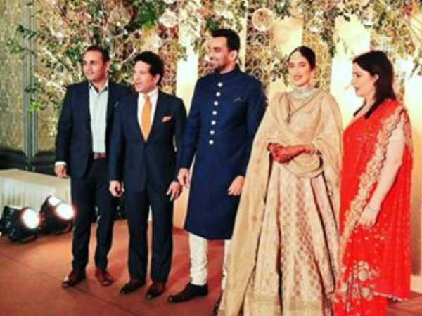 క్రికెట్ లెజెండ్ సచిన్, వీరేంద్ర సెహ్వాగ్