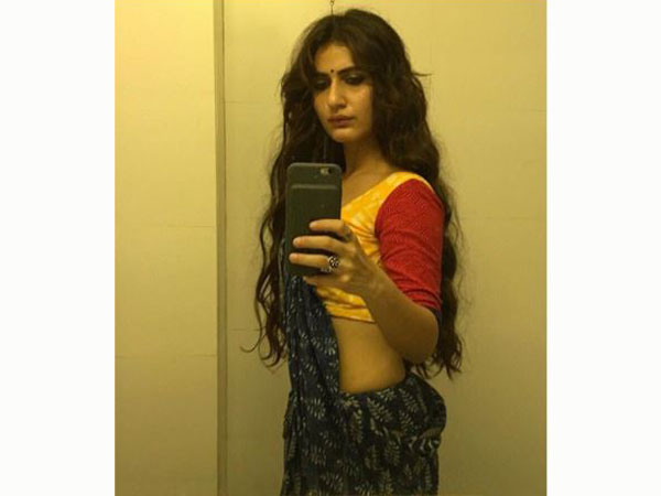 ఫాతీమాపై కామెంట్ల వెల్లువ