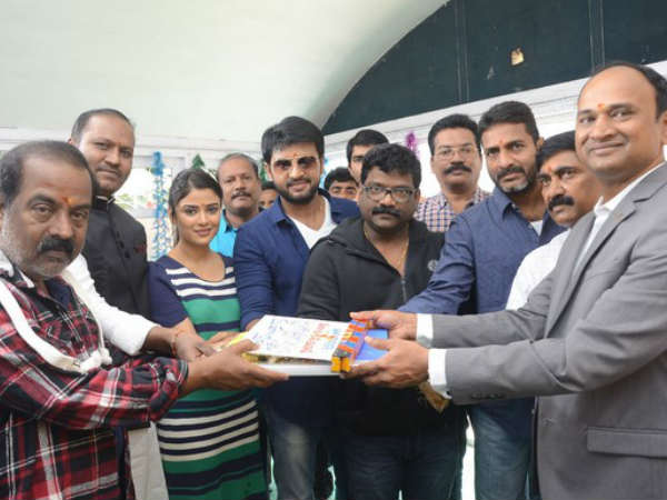 ప్రభుత్వాల పనితీరును ప్రశ్నిస్తాం..