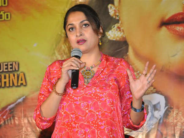 ఆదరించాలని కోరుకుంటున్నాను