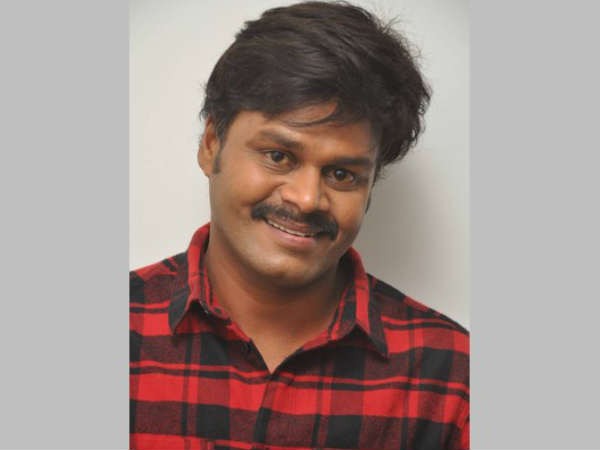 అని కథలు సప్తగిరి చుట్టే