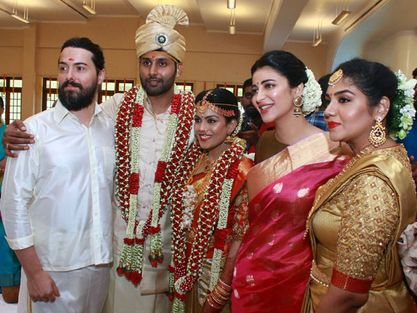 శృతిహాసన్, మైఖేల్ హ్యాపీగా