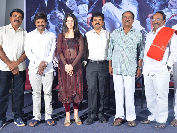 కంటెంట్ని నమ్ముకుంటే