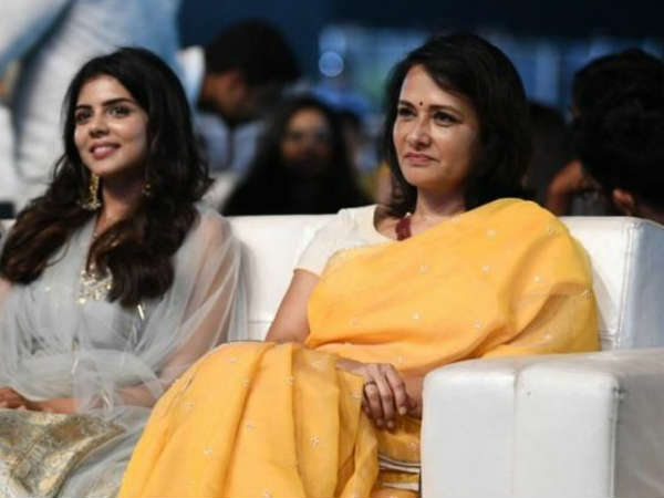 అభిమానులతో పాటు నేనూ వెయిట్ చేస్తున్నాను: అమల