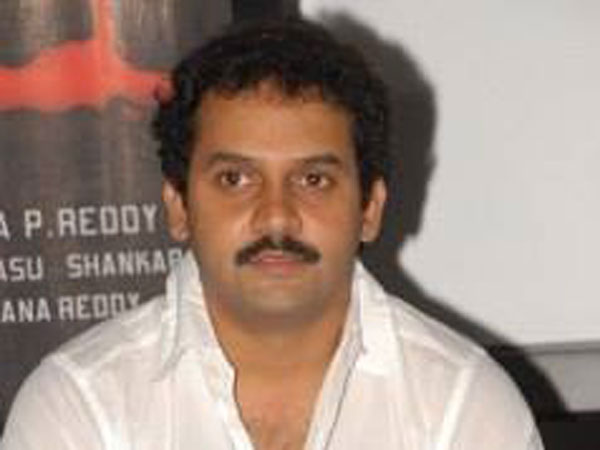 అమ్మాయిలు.. అబ్బాయిలుతో