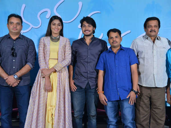 విలేజ్ బ్యాక్డ్రాప్లో జరిగే