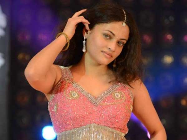 కొత్త స్నేహా ఉల్లాల్ కనిపిస్తుందట..