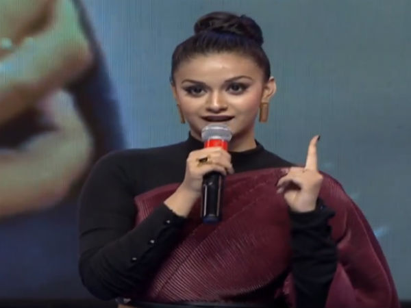 అనిరుధ్ పెన్సిల్లా ఉంటాడు