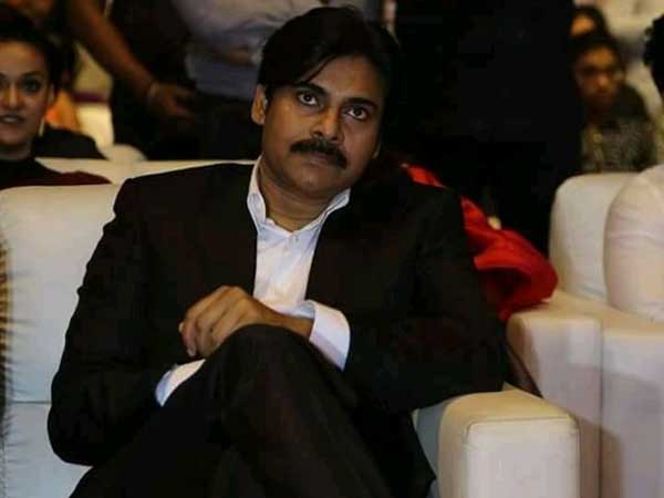 కేరింతలతో పవన్కు ఆహ్వానం