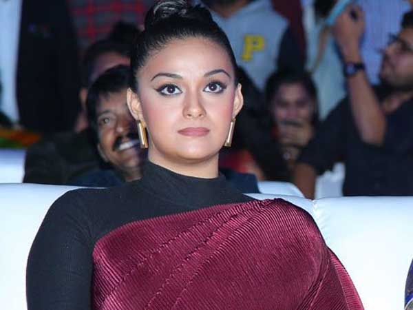 కీర్తి సురేష్ ఎవరి కూతురంటే..