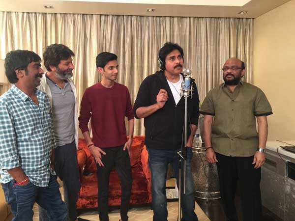 అభిమానుల్లో జోష్: