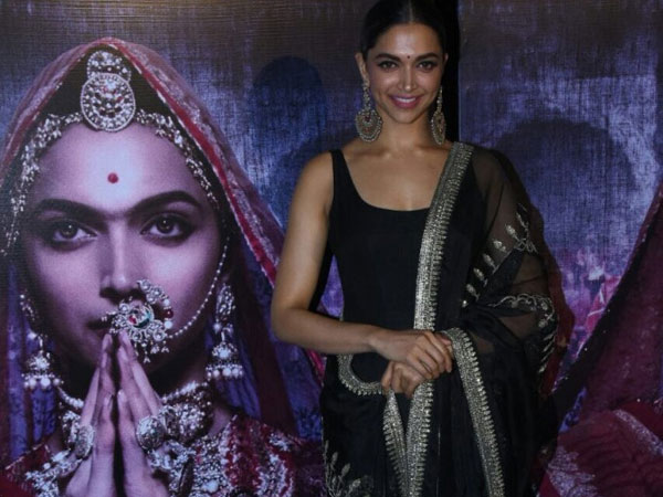 దర్శకుడికి, నటీనటులకు బెదిరింపులు