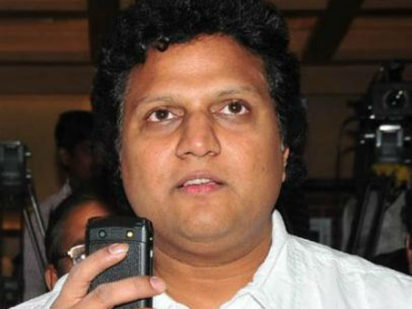 పోలీసులకు ఫిర్యాదు:
