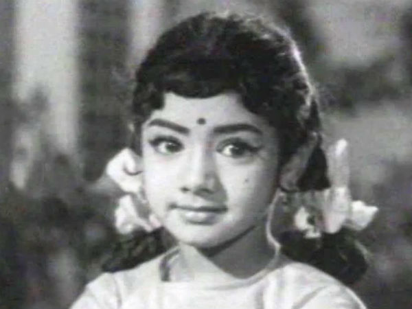 బూచాడమ్మ బూచాడు అని కళ్లు తిప్పుతూ..