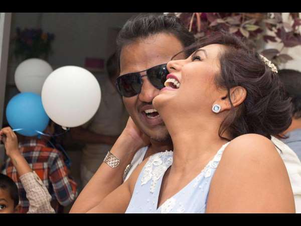 నెల రోజులుగా వేధింపులు
