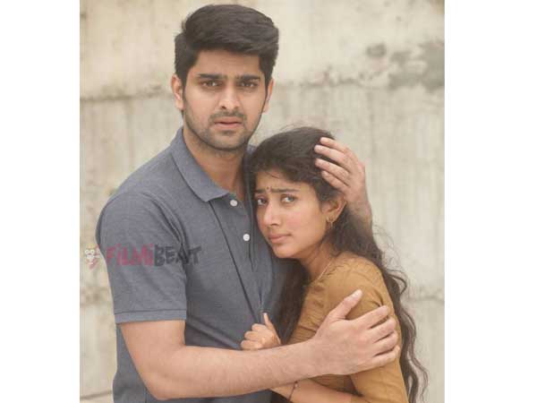 స్టోరీలో ట్విస్టులు