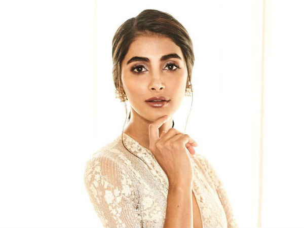 మరిన్ని సినిమాల్లో చేస్తోంది