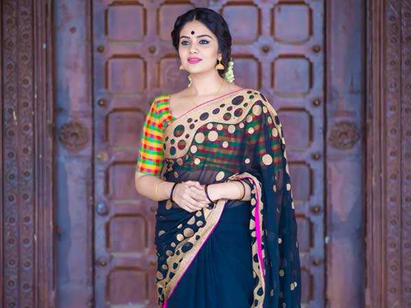 అవార్డులతో అదుర్స్