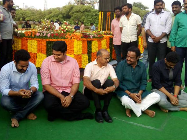 ఎన్టీఆర్ ఫ్యామిలీ