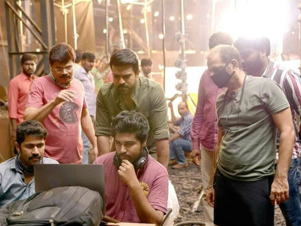 బాంబులా పేలిన ధర