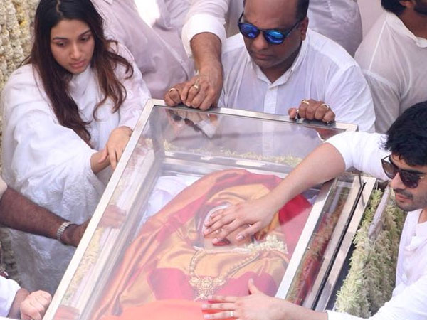 ఆ హోటల్ ఓనర్ కూడా దావూదే