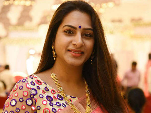 సురేఖ వాణికి చేదు అనుభవం